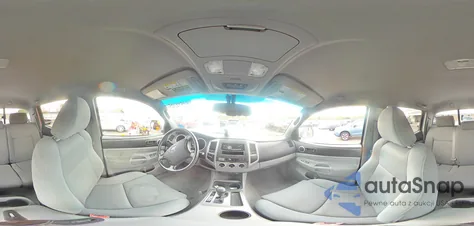 2010 Toyota Tacoma Double Cab z USA, uszkodzony, nr VIN 3TMLU4EN5AM047150